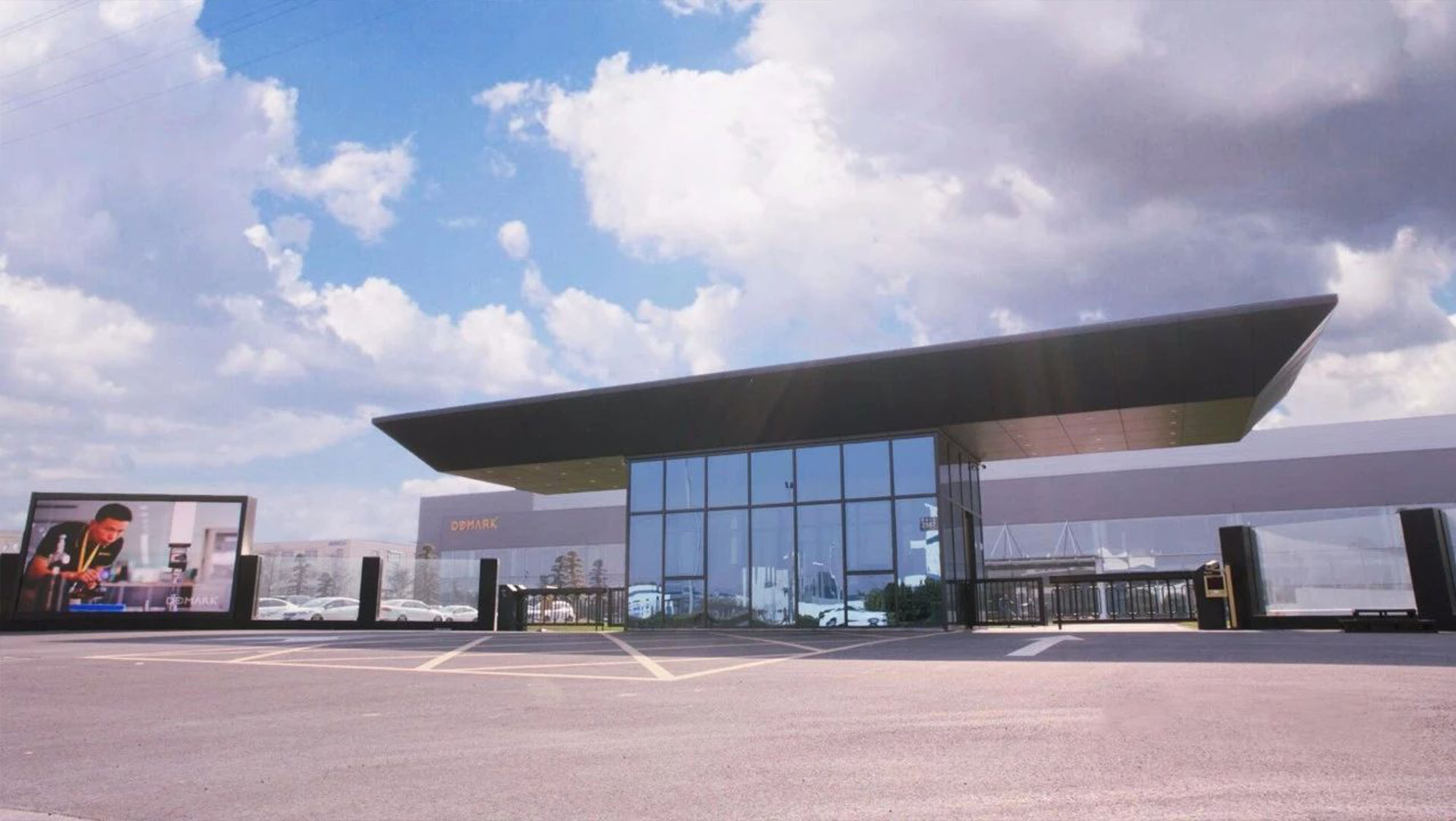 鸿运国际智造与您相约Chinaplas 2018