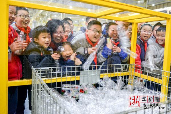 长兴：走读智慧工厂 感受科技魅力